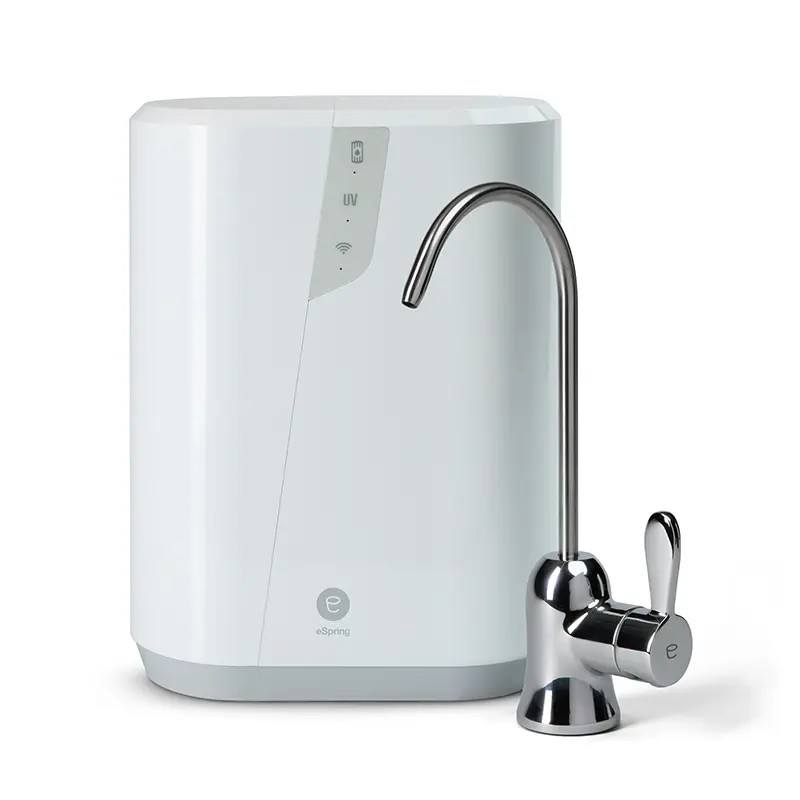 eSpring™ Wasserfiltersystem mit Zusatzwasserhahn
